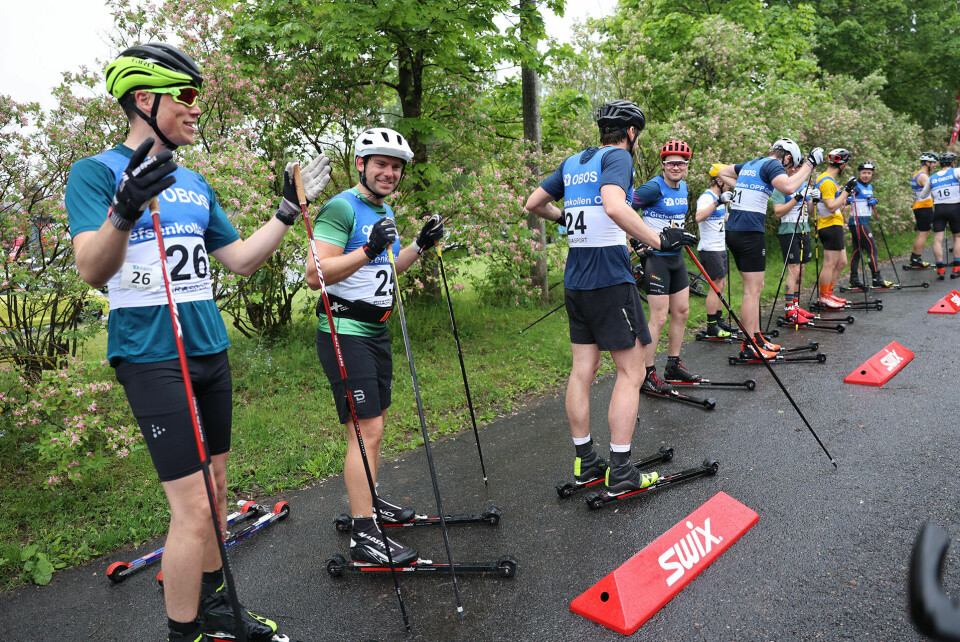 Spesielt inviterte kunne delta i duathlon, basert på løpstidene. Emil Gukild (26) var klar for dagens andre utfordring. (Foto: Tom-Arild Hansen)