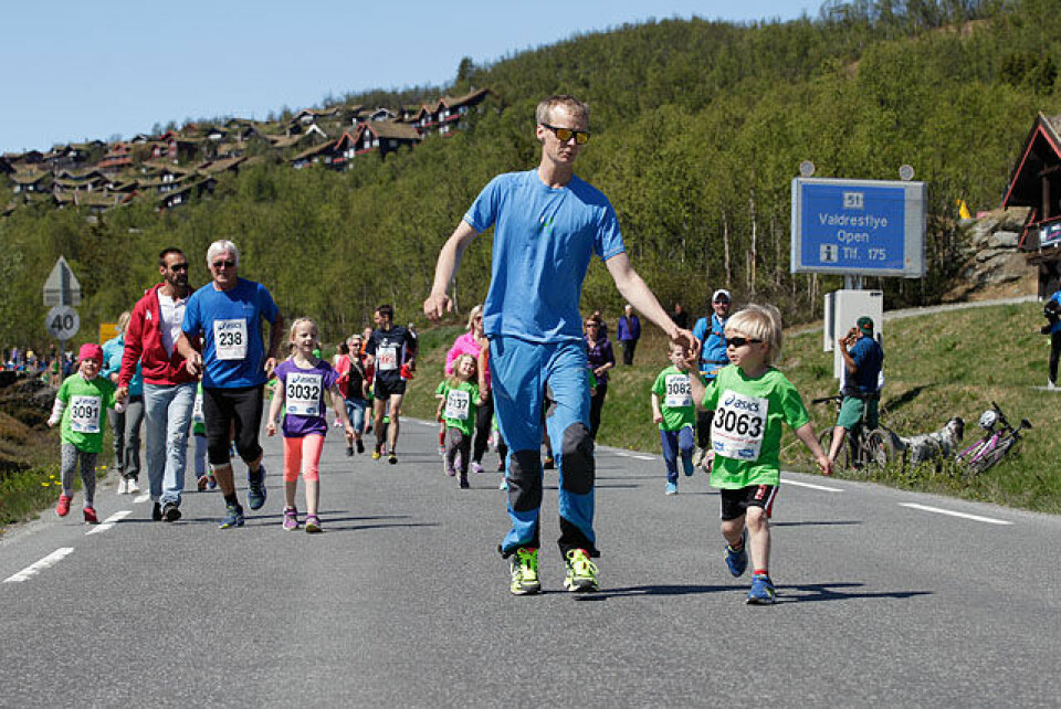Fjellmaraton fra start til mål med 98 solskinnsbilder! barneloepet_F6C5751.jpg