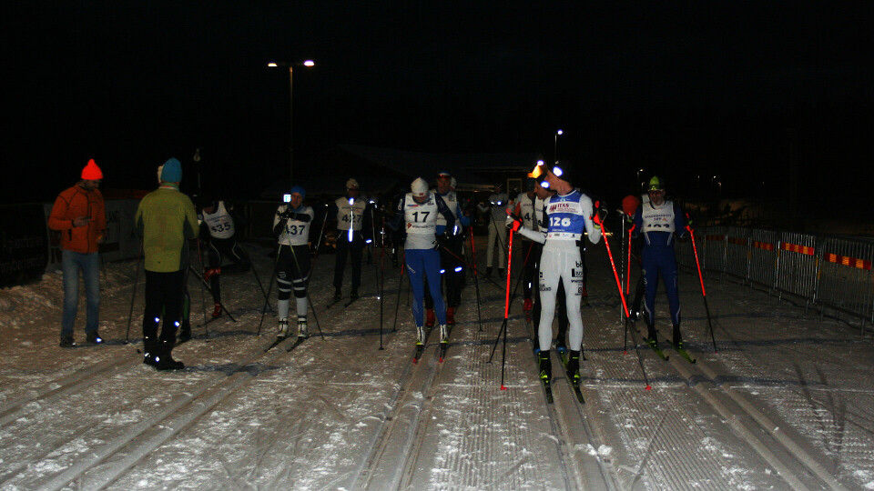 Klare for start i det fjerde rennet i Sparebanken Sør Skikarusell 2025. (Foto: Sverre Larsen)