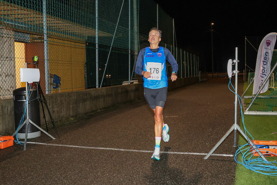Jonny Andersen kom rett fra en treningstung sykkelferie i sydligere strøk, og mente farten hans ikke var god. Men 18:21 og en femteplass må være godkjent.