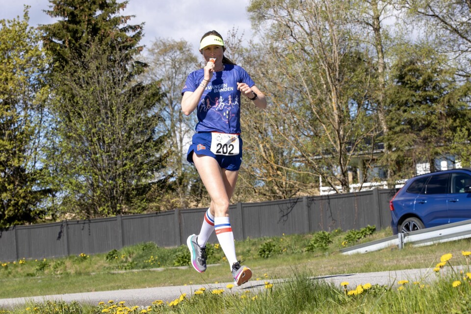 Annette Velde Sande tangerte persen sin fra 2023 på 100 km. (Foto: Bjørn Hytjanstorp)