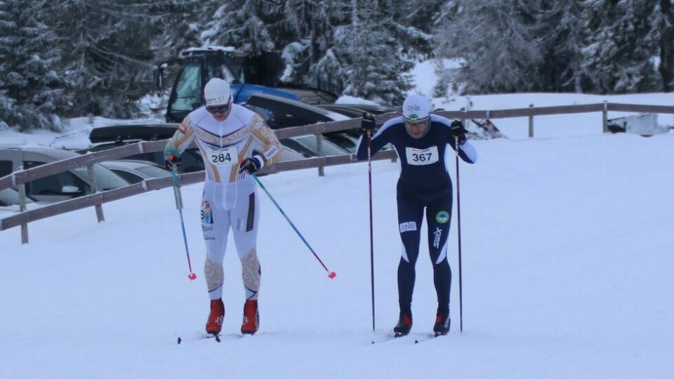 Hermann Moen (284) og Bersvein Træthaug i en av de mange spurtduellene som ble foreviget på Sjusjøen langrennsarena lørdag. (Foto: Kjell Arild Andersen) Hermann Moen (284) og Bersvein Træthaug i en av de mange spurtduellene som ble foreviget på Sjusjøen langrennsarena lørdag. (Foto: Kjell Arild Andersen)