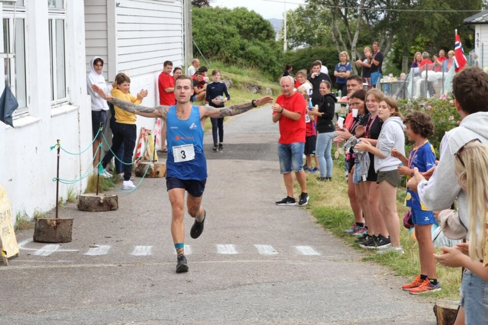 Eventyrløpet Møkster Maraton med 200 deltagere totalt (Bilde 1-50) IMG_2542_Stian_Andersen_målgang (1280x853).jpg
