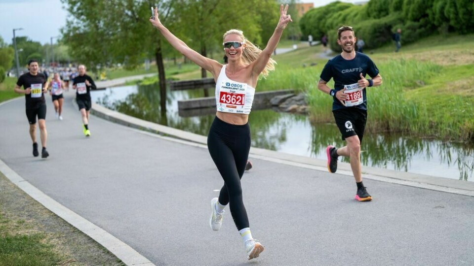 Fornebuløpets samleside Foto_Samuel_Hafsahl_smilende_jenter_6719502_5427912.jpg