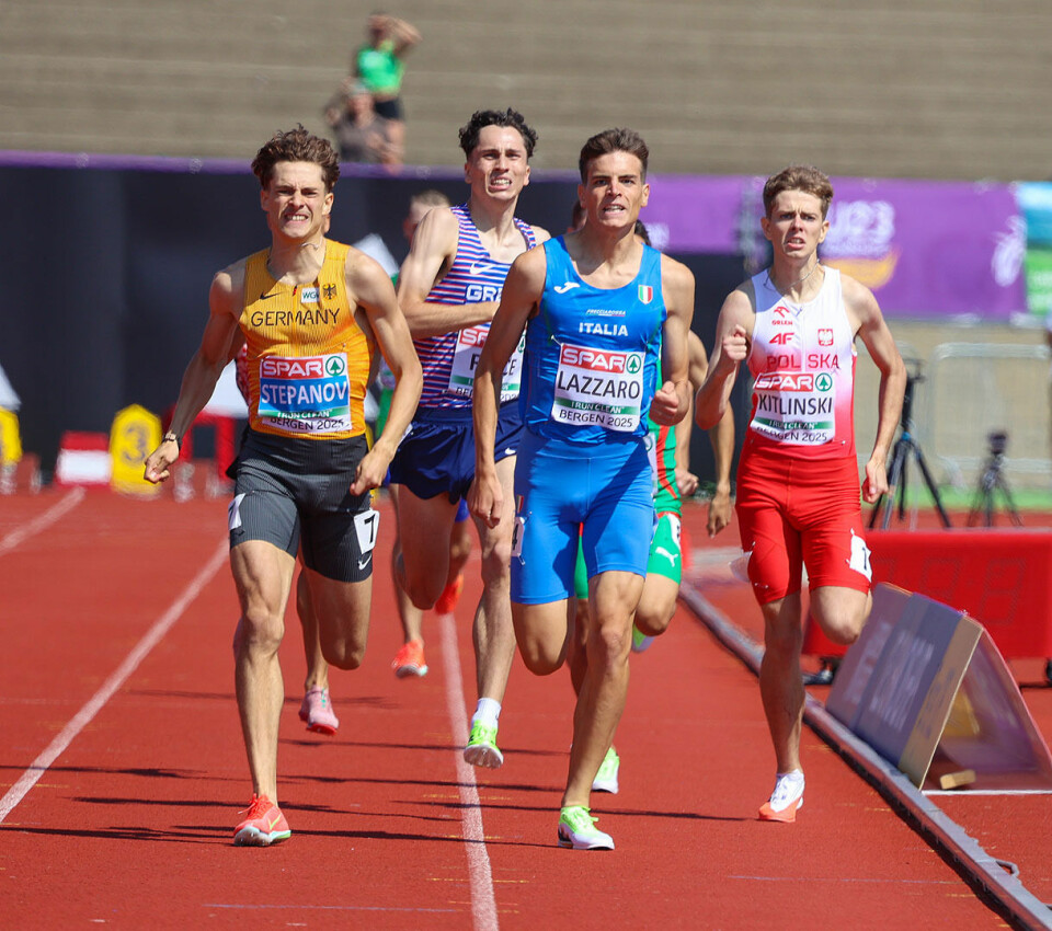 Alexander Stepanov og Giovanni Lazzaro spurter inn til finaleplass. (Foto: Arne Dag Myking)