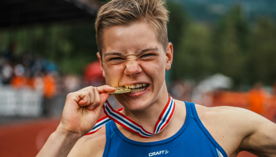 Jakob Macek vant hinder på UM. Rjukan-gutten er nå flyttet til Bærum for å begynne på NTG. .