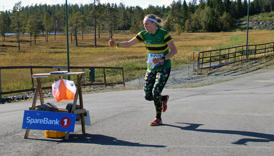 Lotte Jauhojärvi Markussen holder NTUNI inne i stafetten og er inne som nr 6 på 2. etappe.