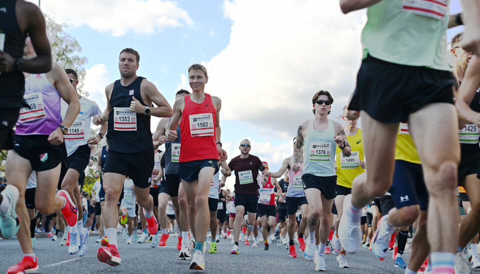 Det var tett mellom løperne i Drammen Halvmaraton 2025.