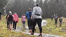 Regn på vei mot toppen.