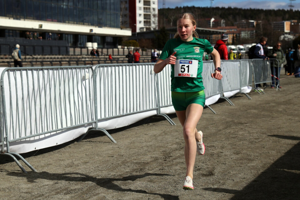 Kaja Holte Fjeldstad fra Herkules Friidrett inn til seier i UM15-16 år. (Foto: Tom-Arild Hansen)