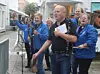 Grimstad musikkorps spillede og ringede med kobjælder, så man ikke var i tvivl om at Grimstad maraton er en fest.