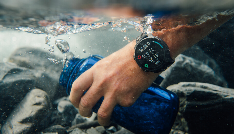 Suunto Vertical 2 er designet for tøffe forhold med vanntett konstruksjon.