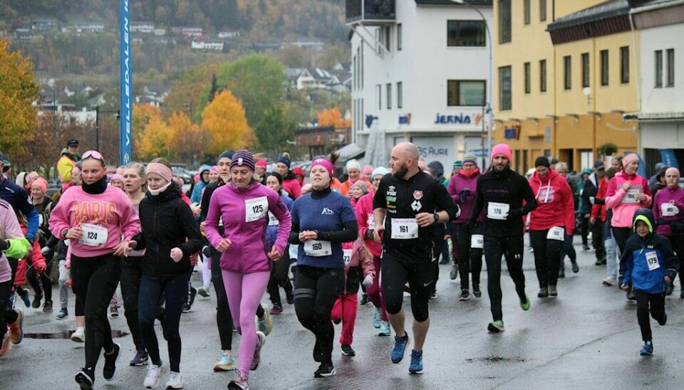 Rosa sløyfe-løpet i Sykkylven Rosa sløyfe-løpet i Sykkylven