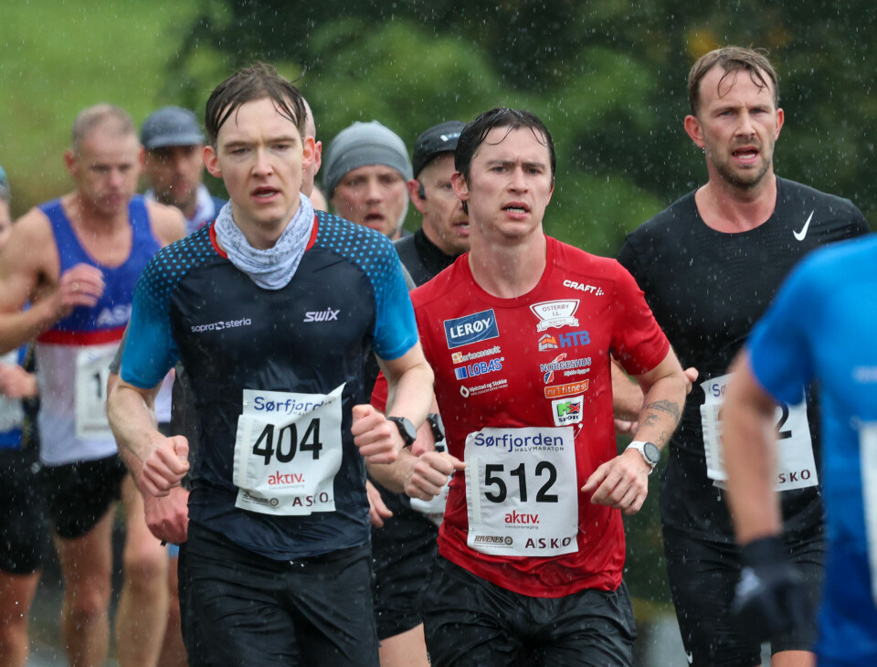 Her ser vi Magnus Gjerstad fra Osterøy IL inne i denne gruppen (512). Han ble juniornorgesmester på 5000 meter i 2020. I dag havner han et stykke ned på resultatlisten.