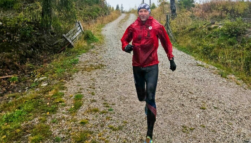 Ove Haugereid lett i steget etter 20 av 50 km i Bèrghem Marathon. bèrghem marathon ultraløp innlandet