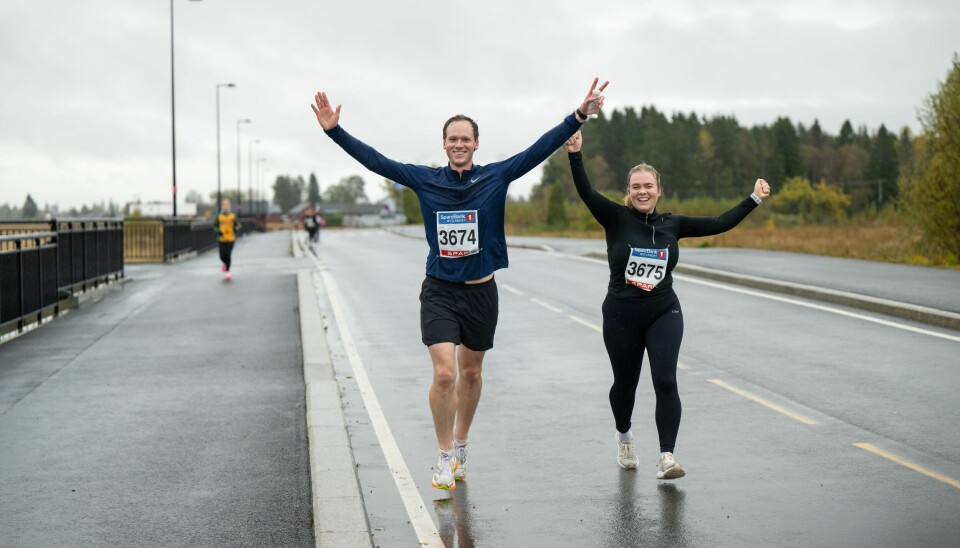 Mathias Grov Kyte og Kristina Barbo fra Stavanger var to av de 560 som fullførte den nye 10 km-løypa i Norgesløpet med stil. løp 10 km norgesløpet akershus