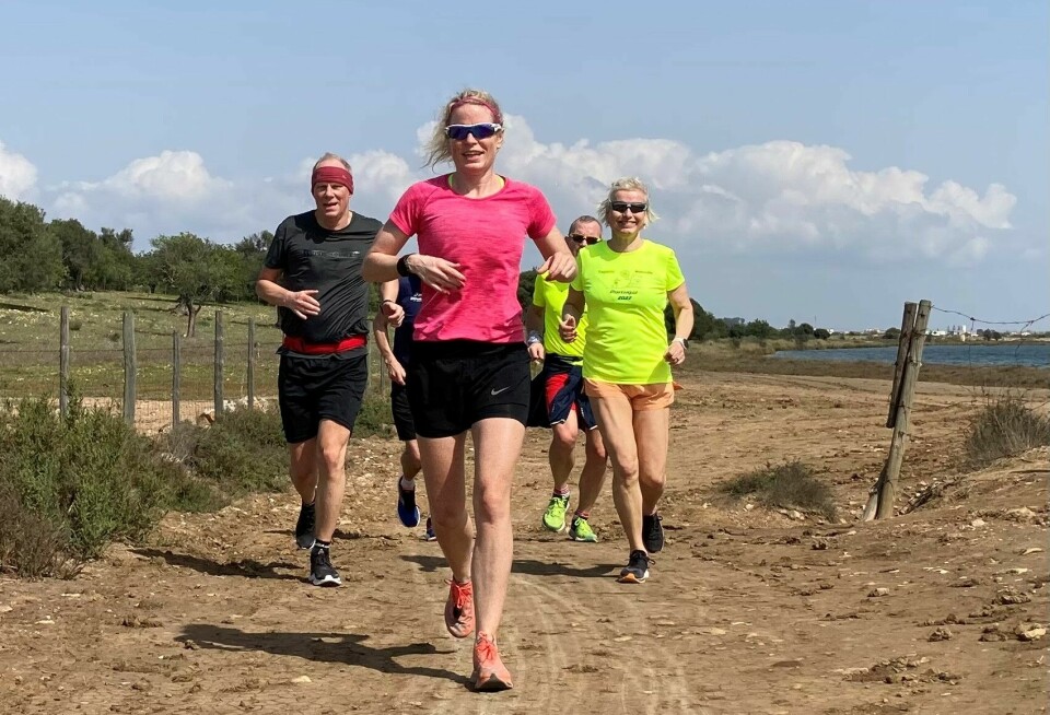 F.v: Roy Åge Østerås, Anne Grethe Lindeberg og Ragnhild Tunaal på Kondis sin løpeuke i Portugal med Springtime