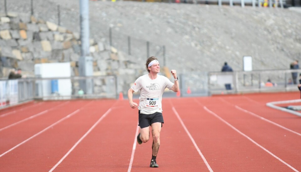 Bjørn Oltedal tar en suveren seier på 6 km.