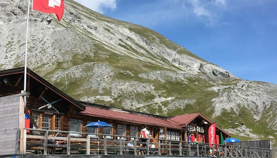 Nyte: Vi skal bo på hotell i Davos, men på fjellturene vil vi kunne nyte mange deilige lunsjer på fjellstuene. Nyte: Vi skal bo på hotell i Davos, men på fjellturene vil vi kunne nyte mange deilige lunsjer på fjellstuene.
