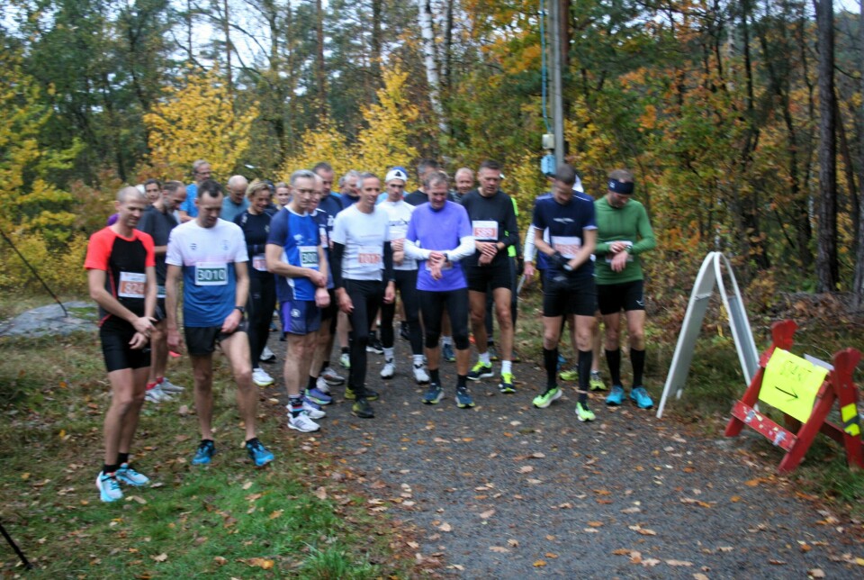 Fra starten på kort løype på 3,8 km km som pga. mørket gikk klokken 17.10. terrengkarusellen kristiansand sørlandet