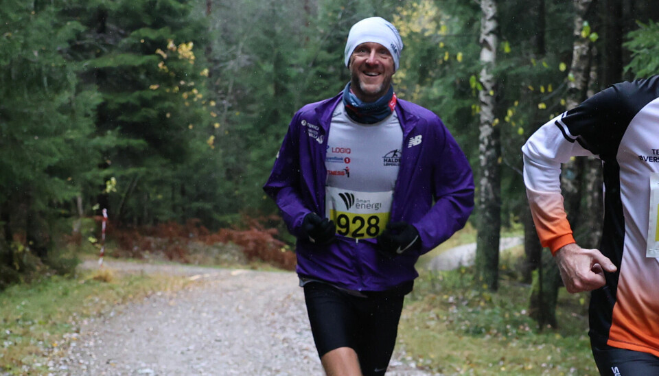 Christer Hult på vei til 7. plass i Fredrikstad maraton, dagen før Norgestesten på Jessheim. Christer Hult på vei til 7. plass i Fredrikstad maraton 2025.