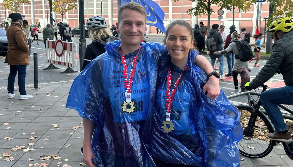 Habilt løperpar: Jørgen Skevik løp på 2.33.34 mens Vibeke Jensen satte norsk årsbeste på maraton med 2.34.14. Habilt løperpar: Jørgen Skevik løp på 2.33.34 mens Vibeke Jensen satte norsk årsbeste på maraton med 2.34.14.