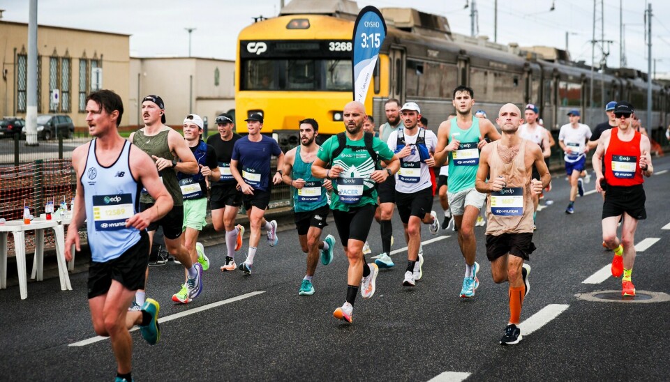 På maratonløpet var det fartsholdere som guidet deltakerne mot ønsket tid.