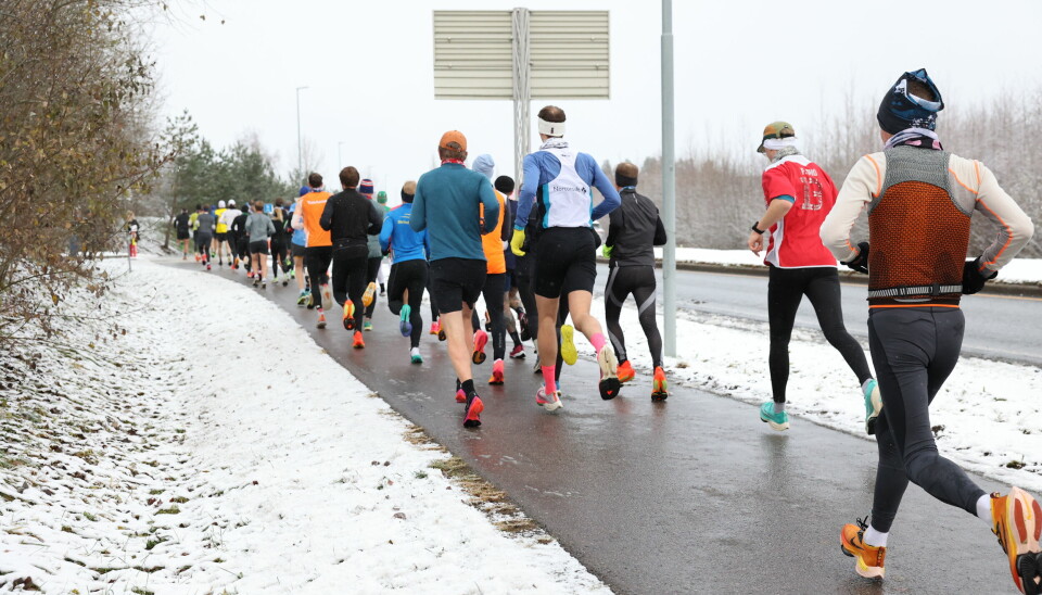 Noen år er det mer vinterlig enn andre år. Her fra Jessheim Vintermaraton 2023.
