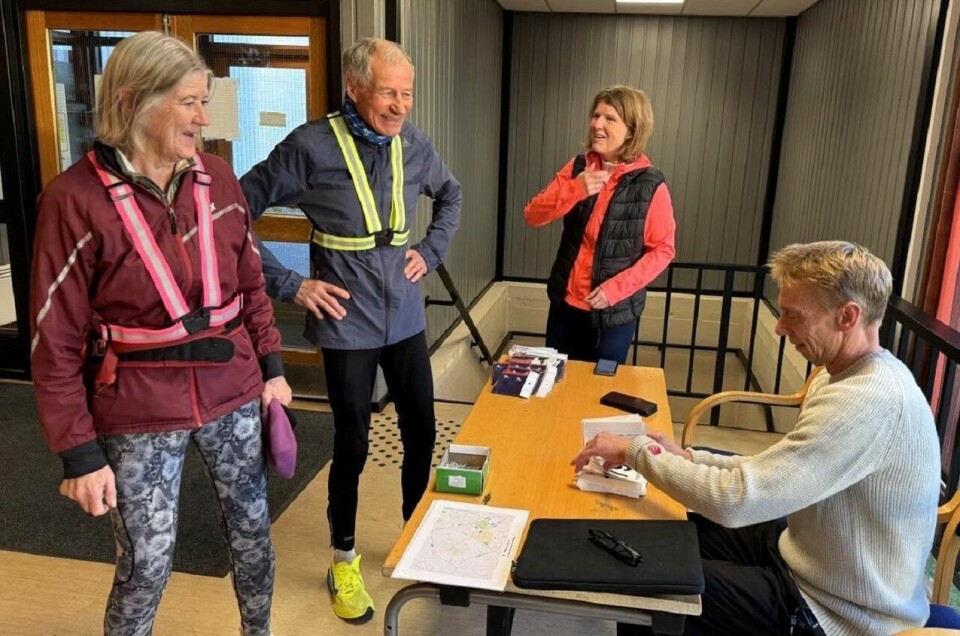 Ikke mange har dettatt i så mange løp som Margrethe (75) og Ole Peter Bergaust (78) de siste ca. 40 årene. Magrethe stilte som eneste deltaker i trimklassen på Hamar, mens Ole Peter med 25:57 viste klar formstignig fra det langt lettere Lierløpet for en drøy uke siden. (Foto: Arrangøren)