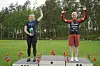 Thea Engseth (til v.) og Siw Storsveen på pallen. Vinneren  Elisabeth Sveum var ikke til stede på premieutdelingen.