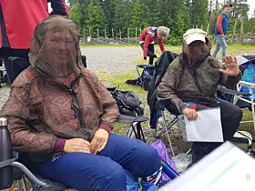 Kamuflasje (?) og/eller beskyttelse mot knotten?