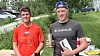 Martin Øyen Tøraasen med vandrepremien og toeren i  klasse M17-29 år, Vetle Stedal Brendryen.