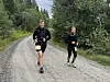 Eivind Albrektsen og Wiggo Skretteberg er straks ferdig med den lengste 53 kilometersløypa, litt før starten går for de kortere distansene.