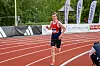 Det krever både fysisk og mental utholdenhet å løpe 25 runder alene i front, noe Elias Haugen Torjussen innehar.