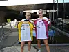 Mari Sørlien Stenberg og Maren Bleken Rud fikk løpe med spesialtrøyer.