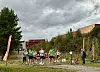 22 løpere klare til fellesstarten for de aktive.