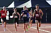 William Mitchell Iversen (402) sikrer gullet på 800 m, mens David Sindre Risberg(454) tar sølvet og Sebastian Brunsdon (593) bronsen. Elias Landøy Rasmussen   (152) måtte nøye seg med 4. plass.