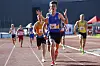 Favoritten Endre Hartvedt Haugen kunne juble for gullet på 800 m i eldste klasse med Sven Willian Nevin i ryggen.