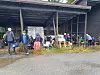 Kreative garderobeforhold på Hornmoen Bruk.