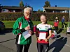 Mari Sørlien Stenberg fikk Skogjentenes pris av Sylvia Andersen.