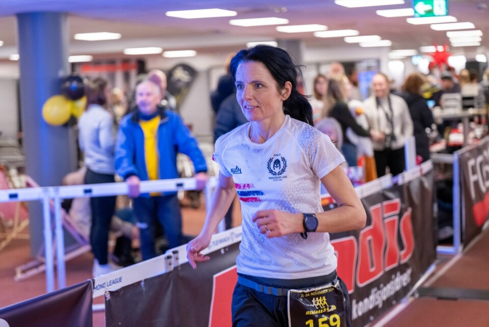 Jaenatte Vika passerer her 200 km med 10 minutter igjen. (Foto: Samuel Hafsahl)