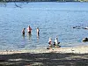 For noen så fristet det med en dukkert i Mjøsa i det fine høstværet.