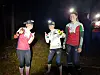 Vang jenter trives både i skogen og mørket.