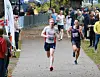 Spurtoppgjør om 3. plassen: Nr. 401 Espen Hegstad Krüger, Lyn Ski (som er fra en berømt skifamilie) og 408 Jonas Tøgård fikk samme tid, men Espen sikret seg 3. plassen med en halvmeters margin.