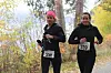 Mari Trønnes (339) og Tone Trønnes Jevnaker imponerte med både jevn løping og sterk avslutning med 2. og 4. plass på sisterunden og 2. og 3. beste totaltid blant kvinnene. Her i samløp på den femte runden.