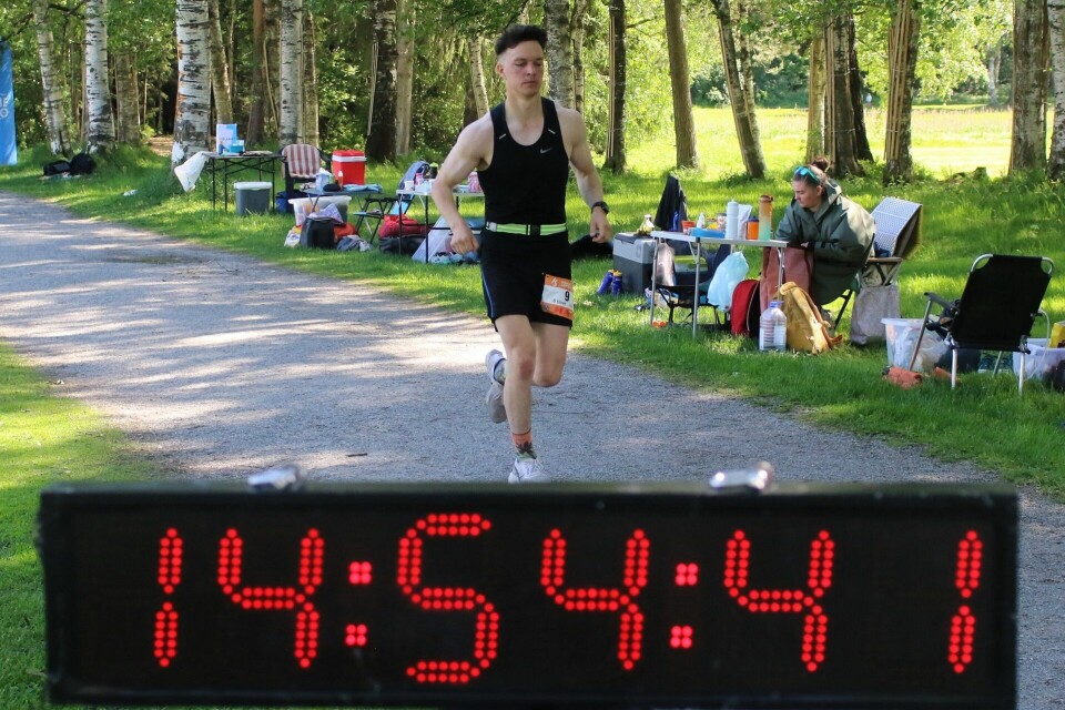 August Lindstad vel to timer igjen på sitt 6-timers løp.