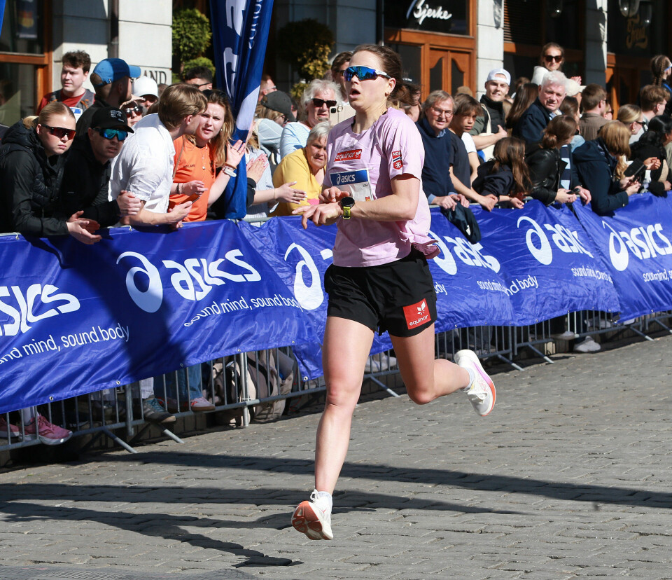 Nora Sanness inn som nummer 2. (Foto: Kjell Vigestad)