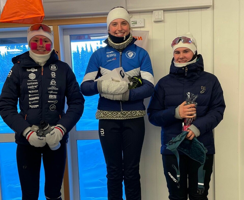 Kaldt Hovedløp i lav sol på Ski-o treff på Skei