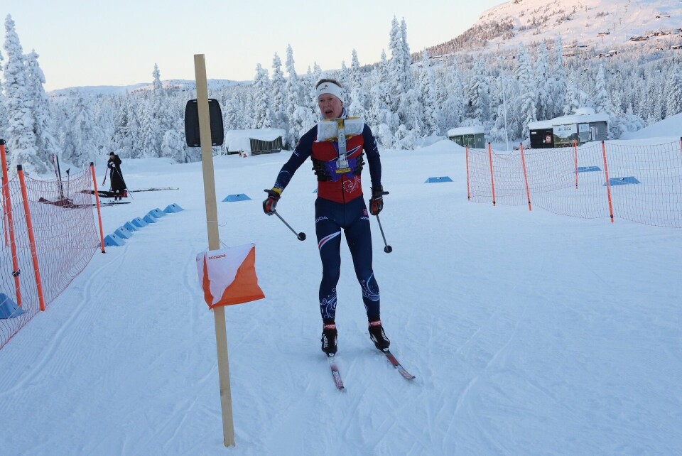 Kaldt Hovedløp i lav sol på Ski-o treff på Skei