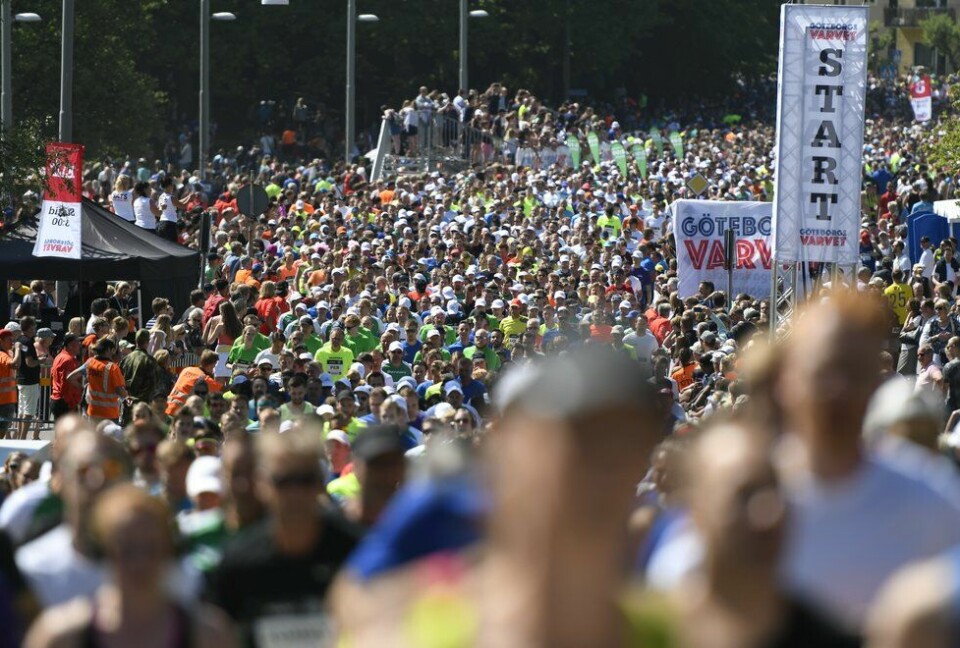 Det går kanskje lenge ennå før vi kan stille i store startfelt som dette fra GöteborgsVarvet 2018. Men kanskje vi snart kan løpe mindre konkurranser igjen? (Foto: Bjørn Johannessen) Gøteborgsvarvet 2018